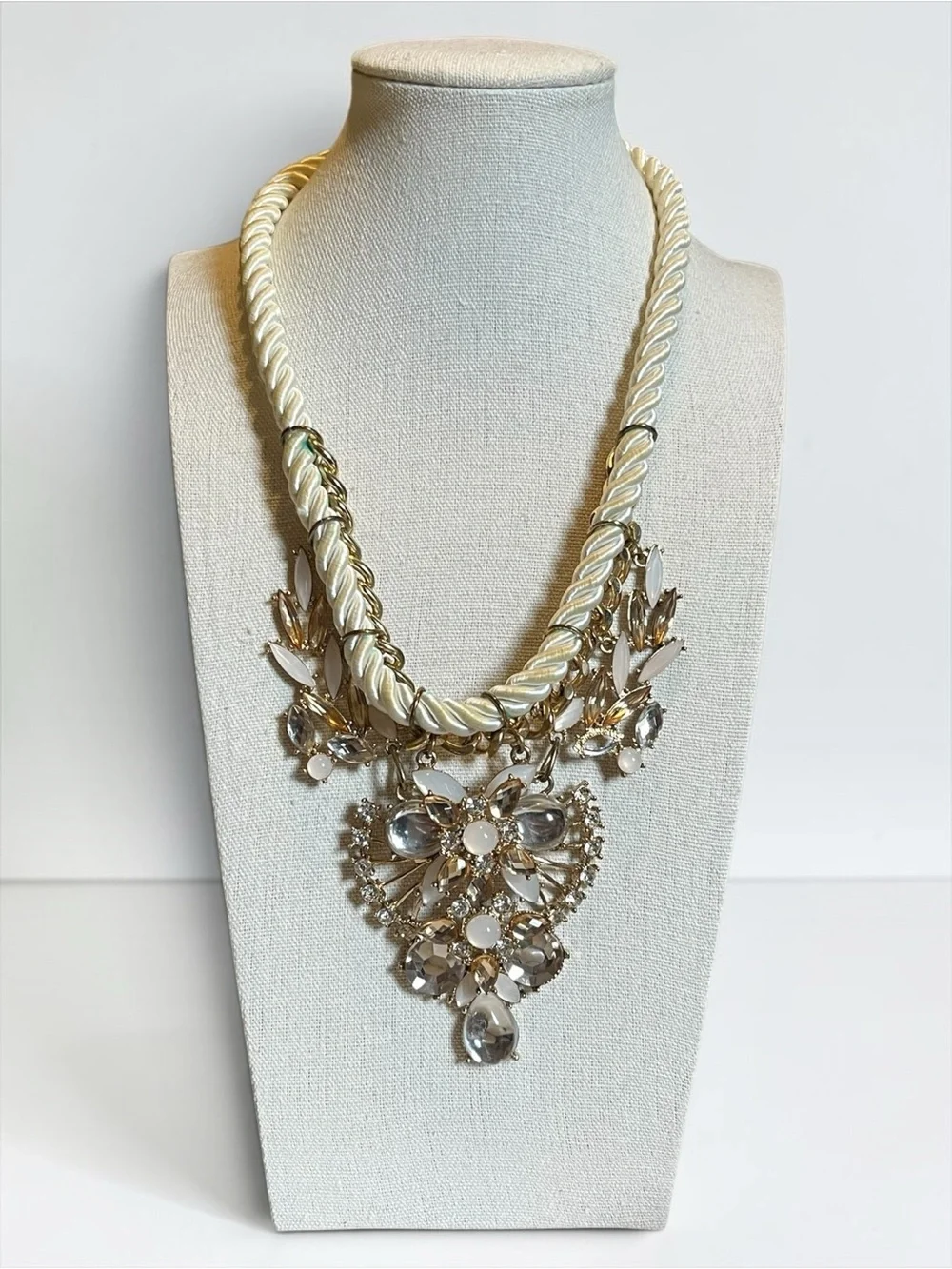 🍭5 for $20🍭 Corded Gold Tone Crystal Statement Necklace CC X